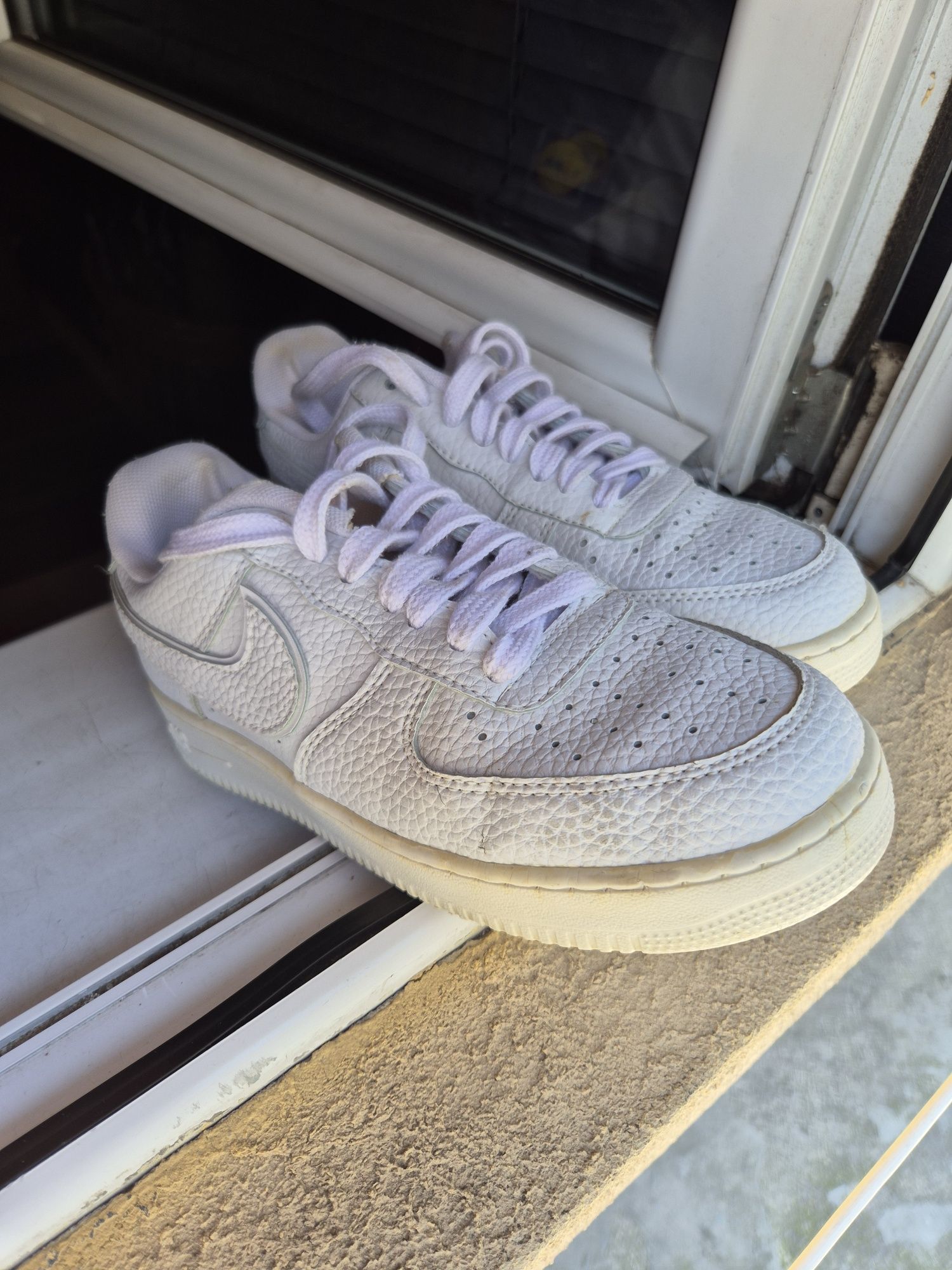 NIKE AIR Force 1 обувки