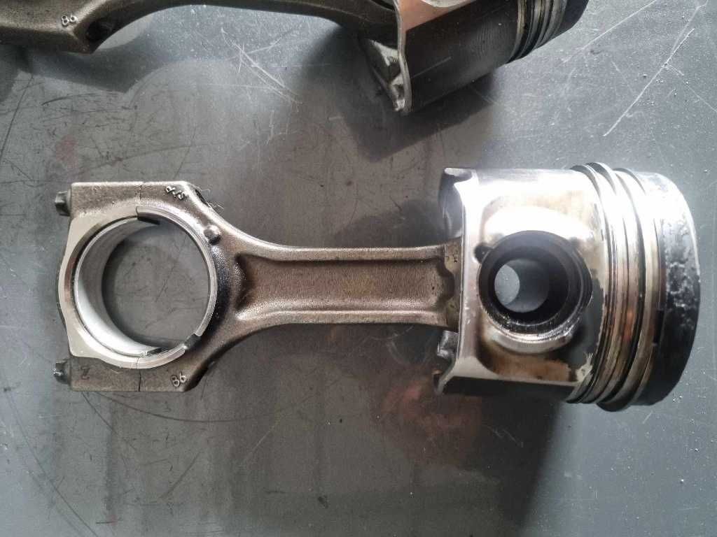 Piston 7812585 BMW 3.0D N57