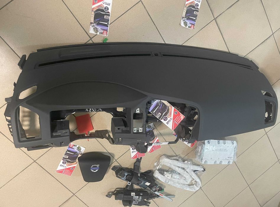 VOLVO XC60 plansa bord RADAR HUD - kit airbag volan pasager - centuri