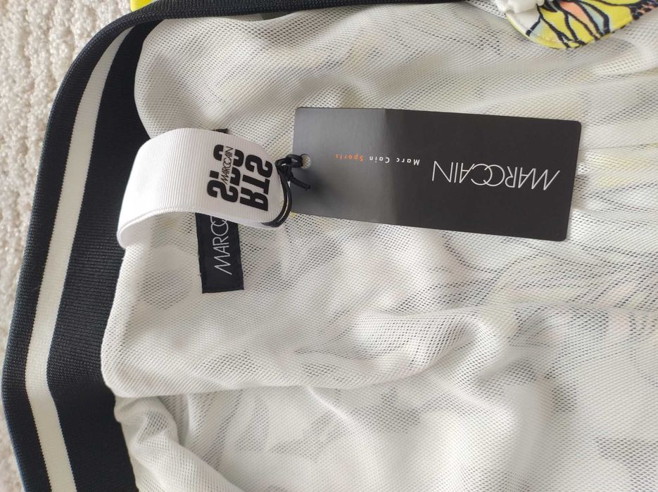 Олекотено яке Marc Cain, размер 38 или n3