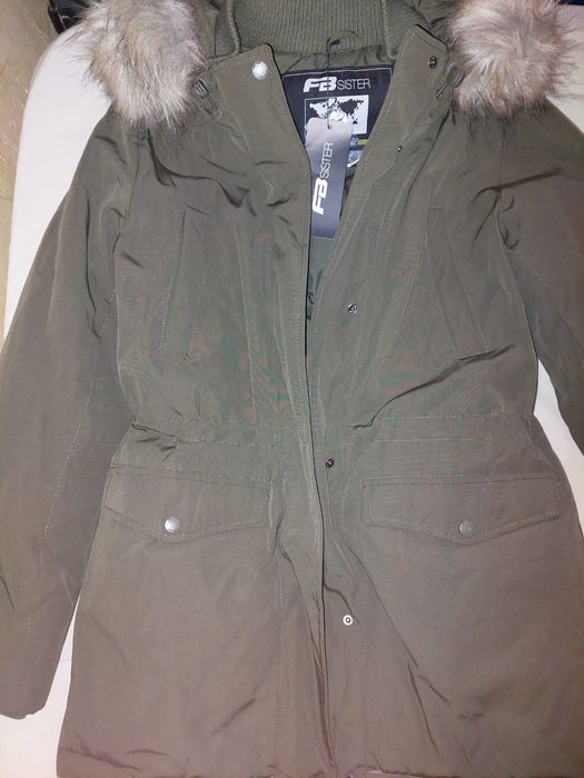 Vând Geacă de damă