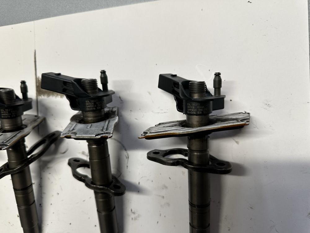 03L 130 277 дюза/дюзи за 2.0tdi-140к комънрейл VAG,VW,Seat,Skoda