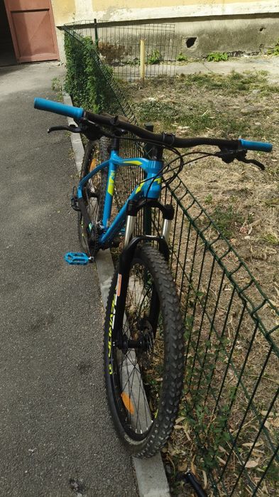 Vând bicicleta Devron