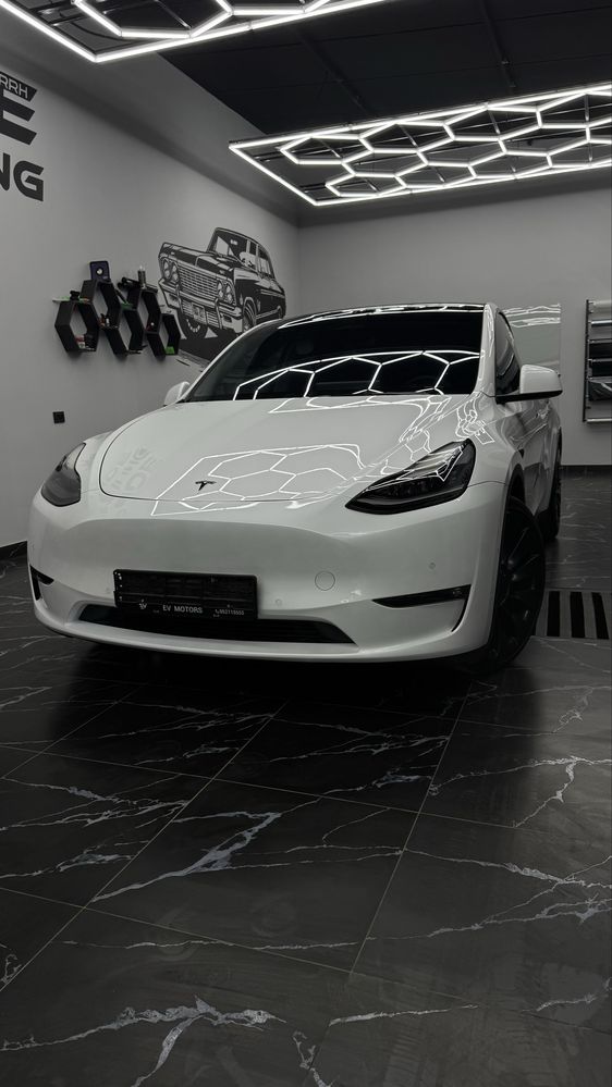 Продается Tesla Model Y Perfomance Dual Motor