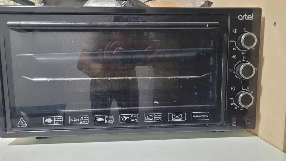 Духовка в хорошем состоянии