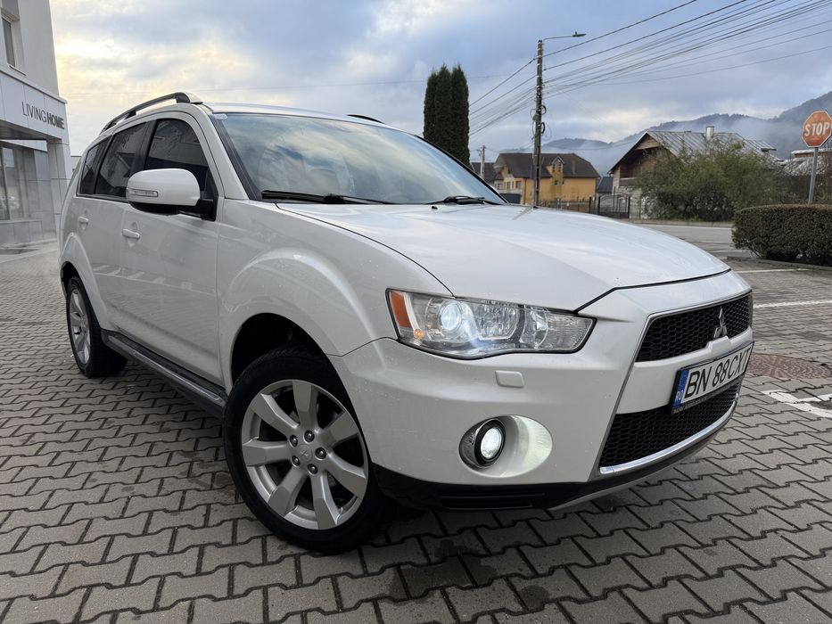 Mitsubishi outlander  2.2 d
