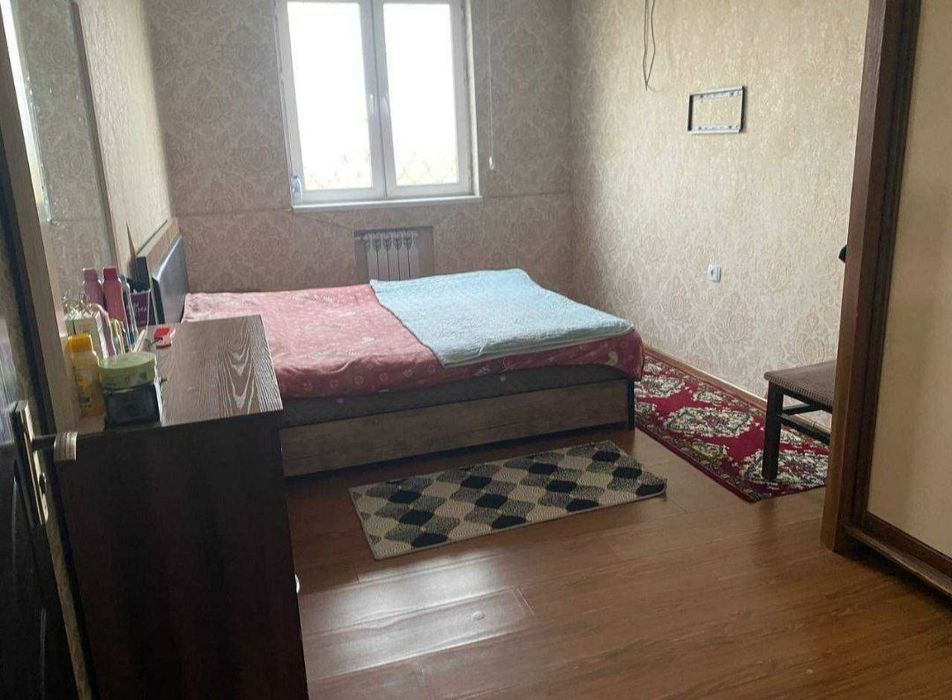 Квартира продаётся Чиланзар 7 квартал 2/9/9 отд вход меб тех ТРЦ катар