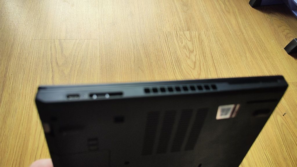 Lenovo ThinkPad T480 I7 8650u 2.1 Ghz 8 Gb Ram 256 Gb SSD