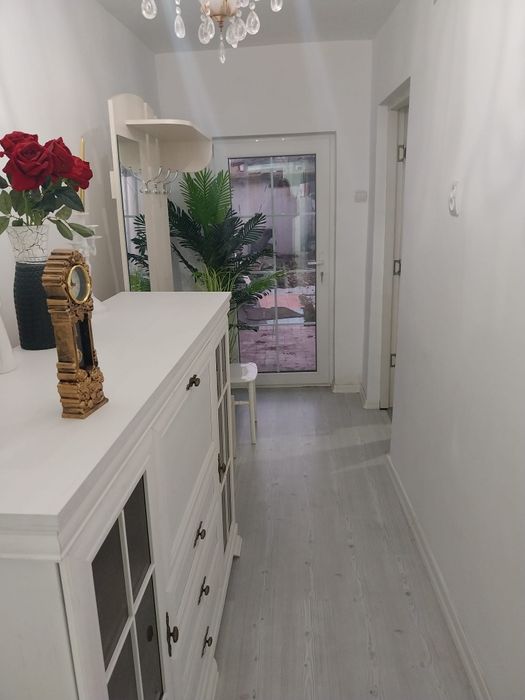 Inchiriez casa aproape de Aurel Vlaicu ( Medeea)