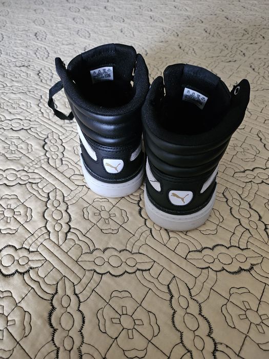 Ghete sport Puma din piele mărimea 36.