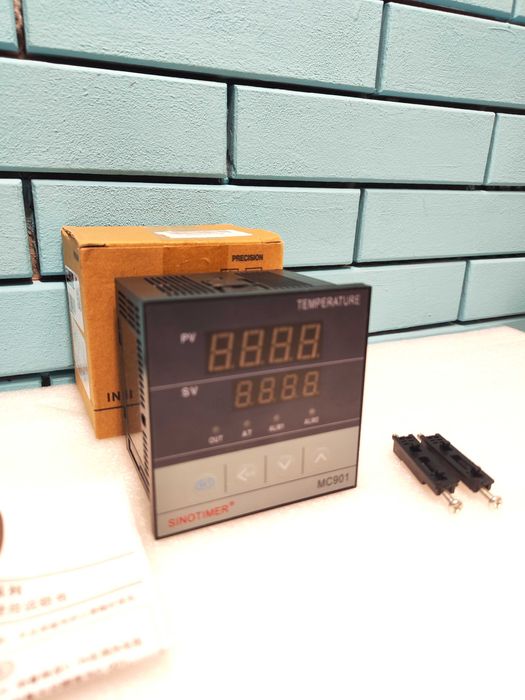 Digital PID Temperature Controller MC901, Universal Input