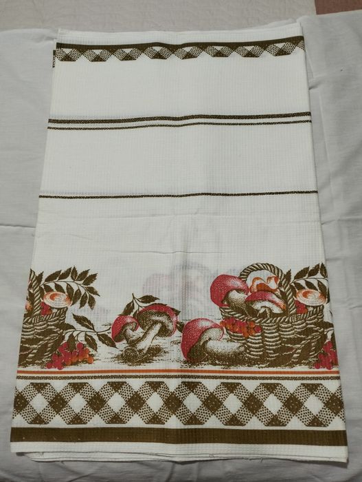 Новые: отрез ткани, напарники, полотенца СССР