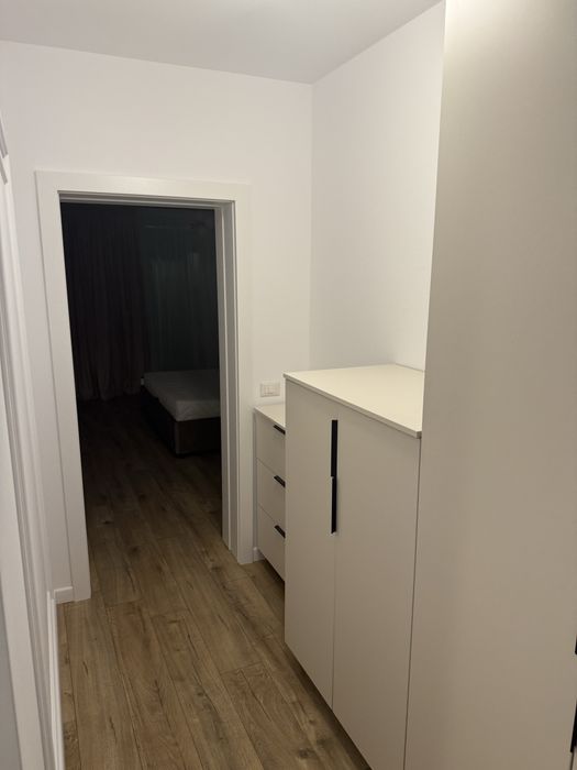 Inchiriez apartament de lux cu 3 camere, in bloc nou