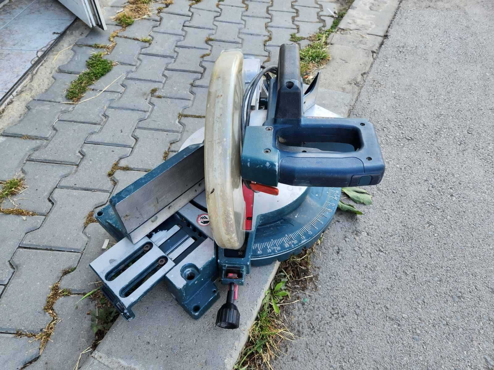 Потапящ циркуляр Bosch GCM 12 GDL