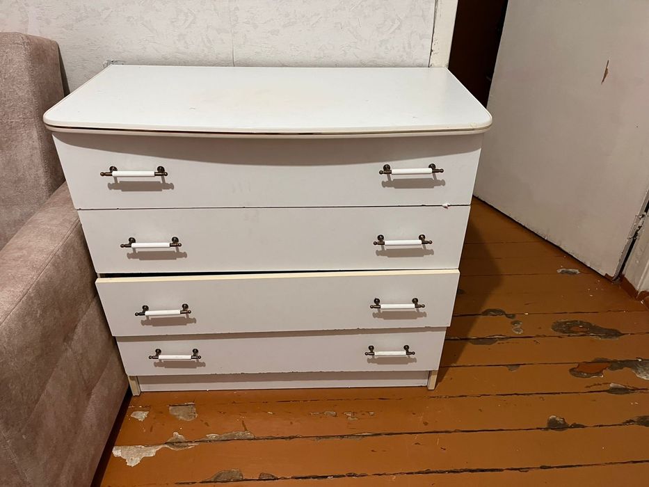 Продам диван камод