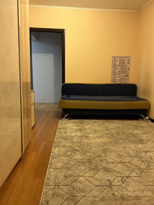 Продам двухкомнатная квартира