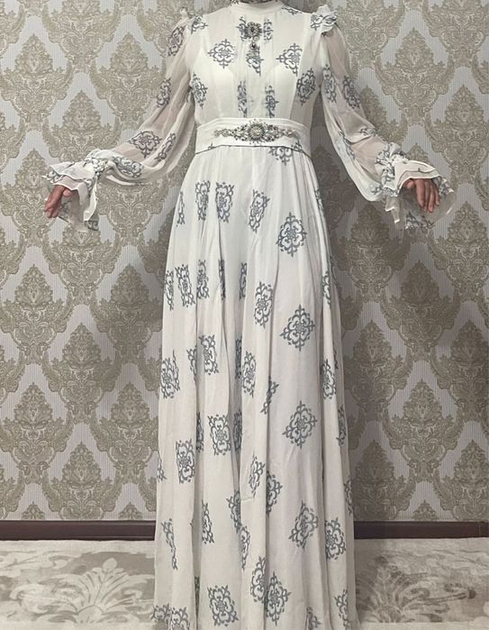 На узату,сырга салу класс платье