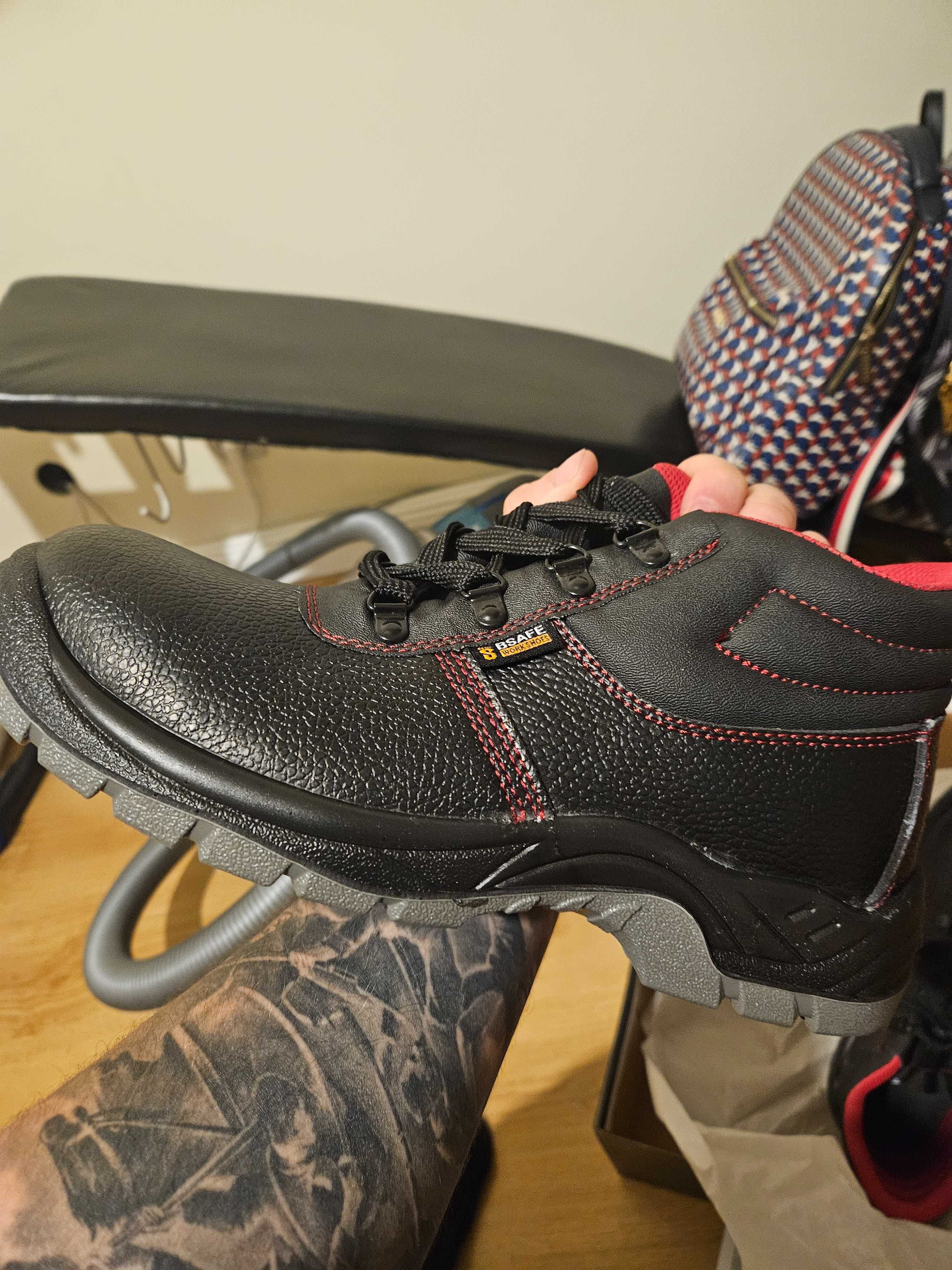 Работни обувки с предпазител АДР за КАМИОНИ