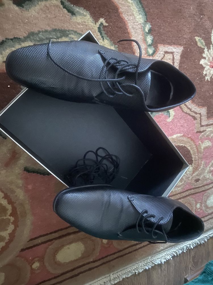 Pantofi Giorgio Armani masura 39