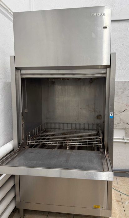 Masini profesionale de spalat vase Meiko