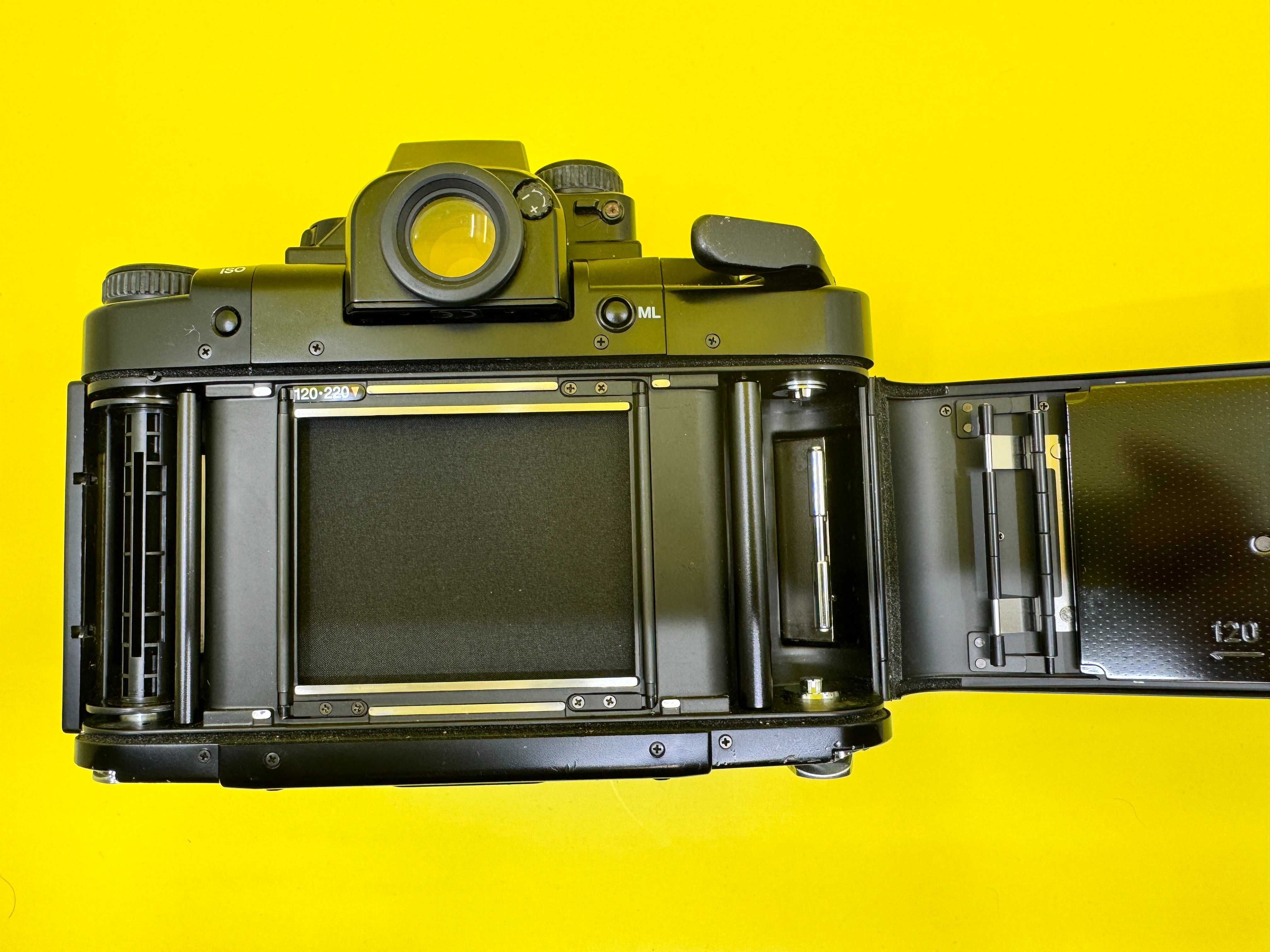 Pentax 67 II - aparat foto pe film format mediu-MINT