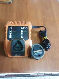 Incarcator AEG cu baterie-12v,1,5ah-Li-ion,stare f.buna-poze.