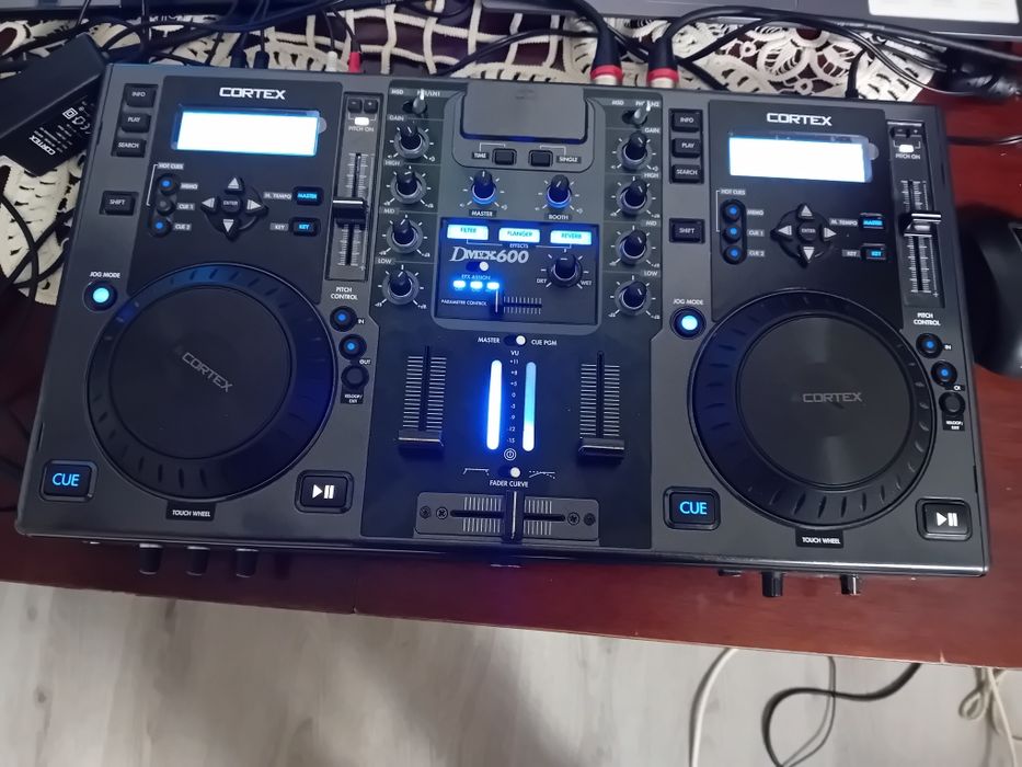 Mixer pentru DJ Cortex dMIX-600