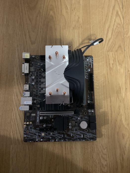 Kit procesor i3 10100f + placa de baza MSI B460M-A pro + 8gb 2666mhz