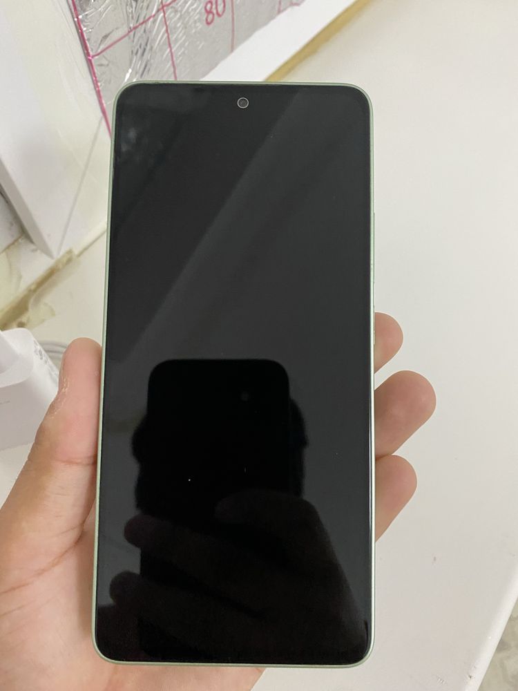 Продам Redmi Note 13 торг нету