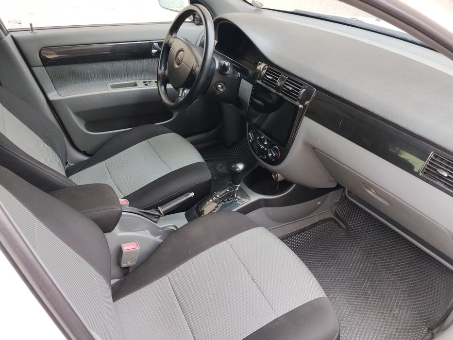 2012 Lasetti 1.6 sotiladi