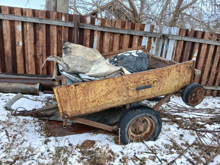 Продам прицеп самосвал