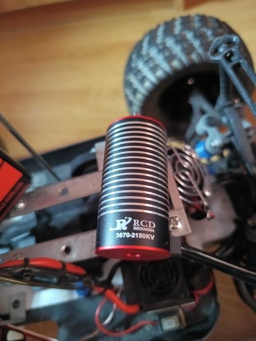 Automodel Thunder Tiger