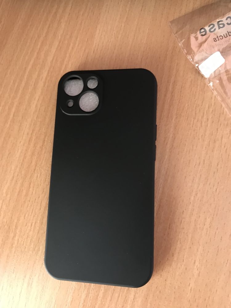 Кейсове за iphone 13