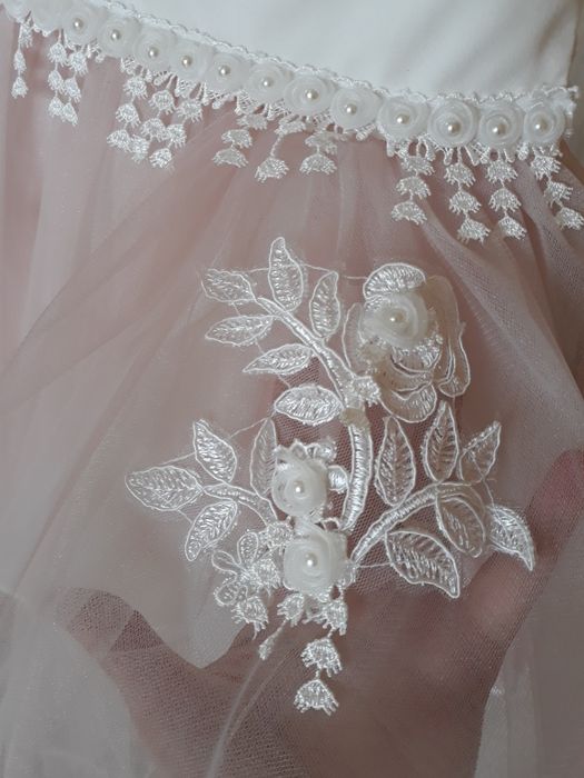 Красива  рокля за кръщене или др.