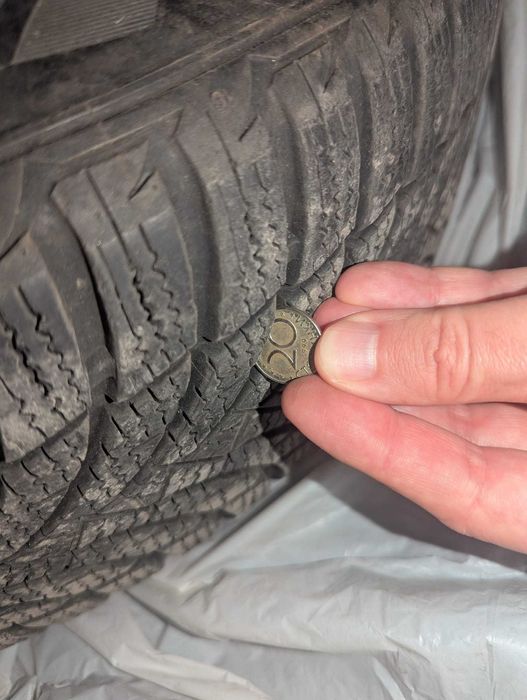 Зимни гуми 4бр. 205/60/R16 92H DOT 2017 със стоманени джанти