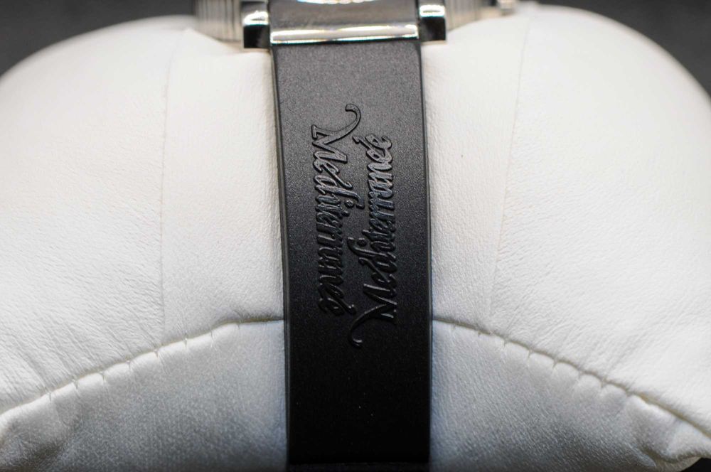 Швейцарски дамски часовник с 94 диаманта - Paul Picot  - Méditerranée