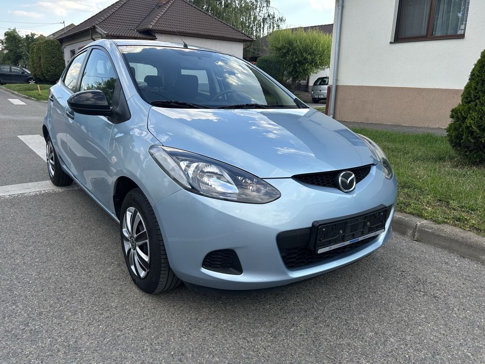 Mazda 2 1.4 Benzina 75 Cp an 2010
