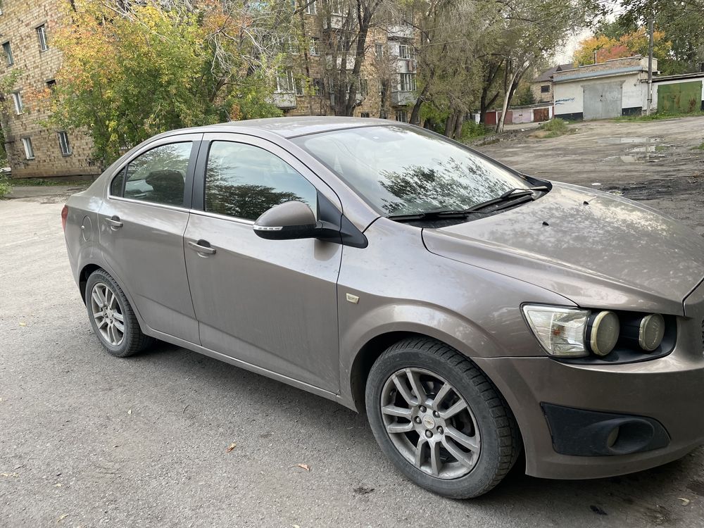 Автомашина Chevrolet aveo T300