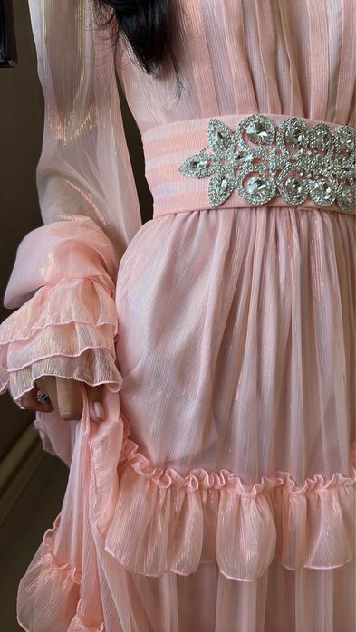 Продам платье на Сырга салу