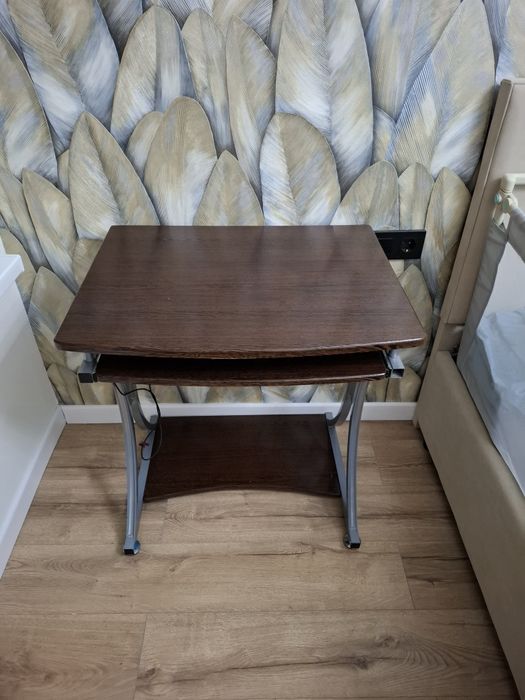 Компьютерный столик