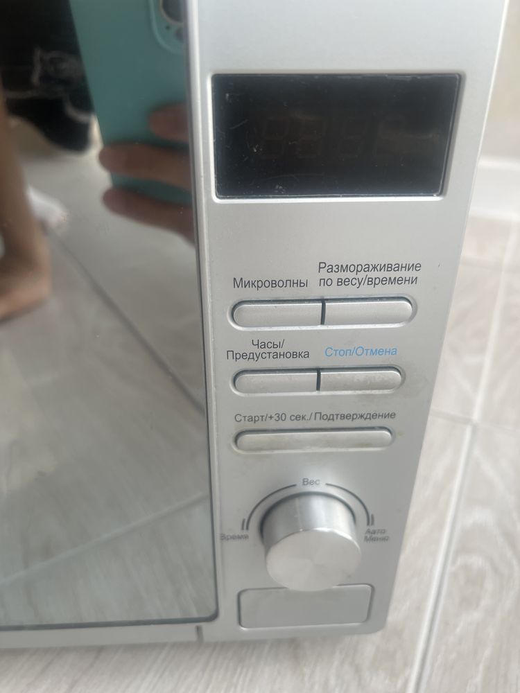Микроволновка Midea