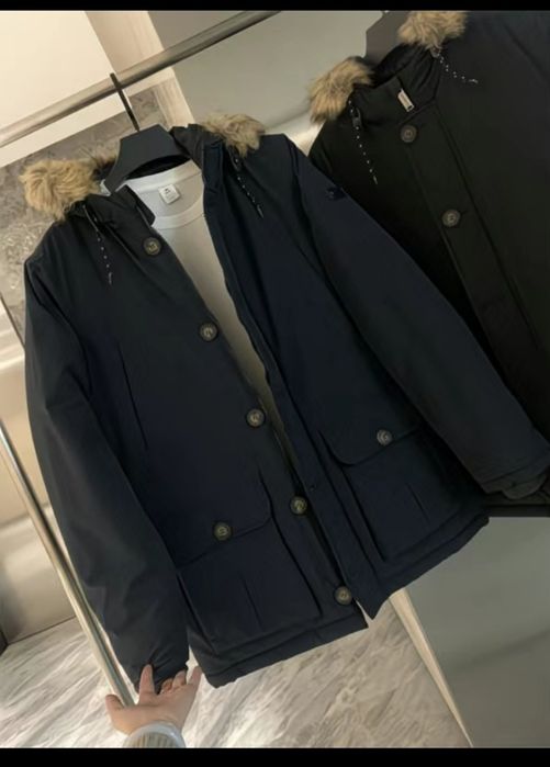 Продам зимние мужские куртки!