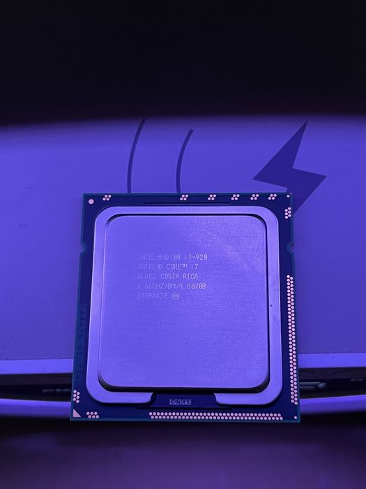 Продам проццессор intel i7-920