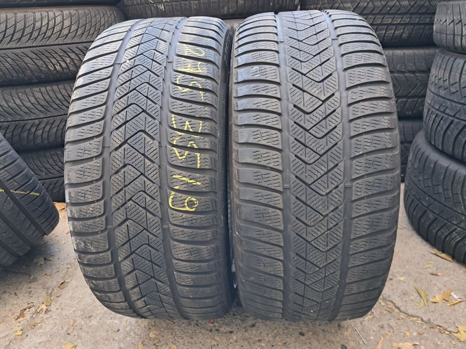 Anvelope second iarna 275 35 R19 Pirelli *RSC RFT