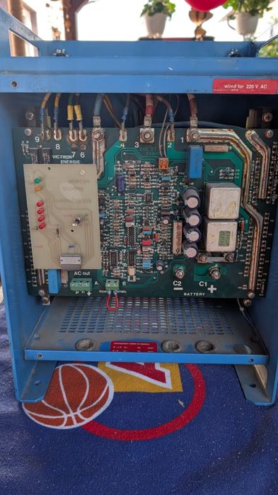 Invertor Victron Atlas 24V/1200 W