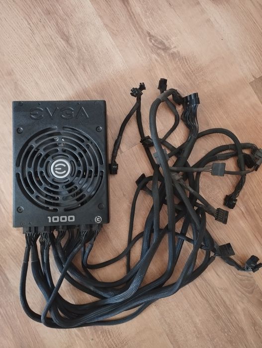 Sursa PC Evga 1000