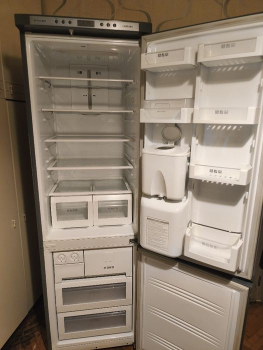 Хладилник Samsung