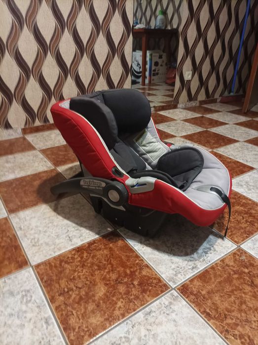 Детско столче за кола и за носене на ръка