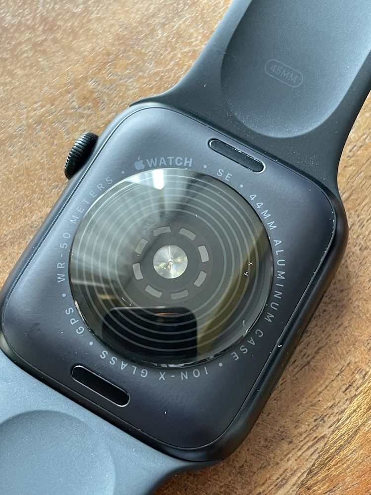 Apple watch SE 2nd gen 44mm GPS