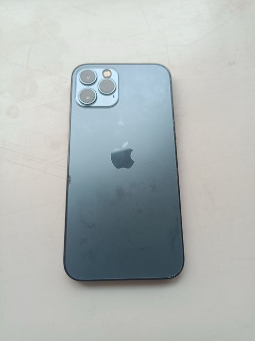 Iphone 12 pro телефон